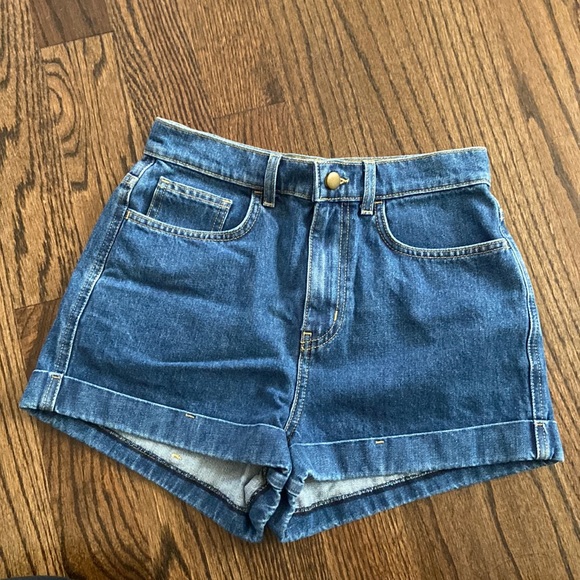 American apparel high waist jean cuff shorts in medium wash - Picture 1 of 3